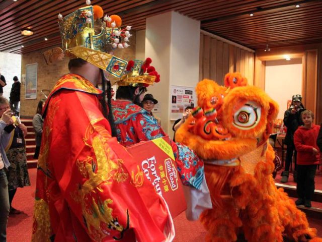 huaxianchinesesociety_chinesenewyear2010a